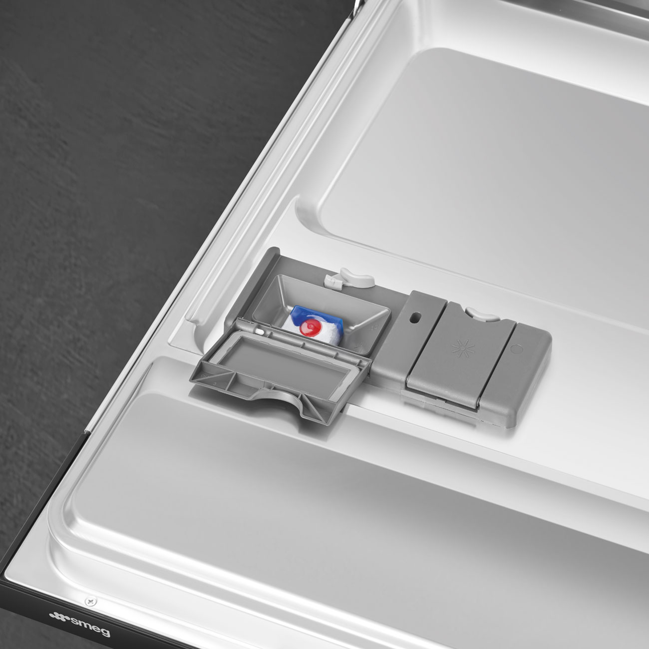 ���� ���� �������� Smeg ����  DI262D